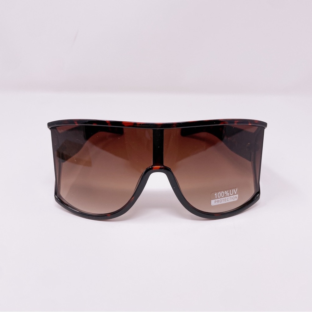 Flat Top Oversized Sunglasses - Picture 4 of 6
